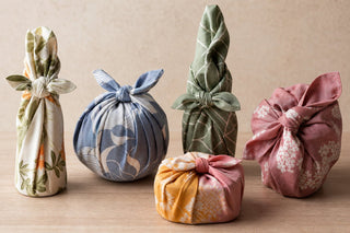 What Makes Furoshiki Gift Wrap Useful for Odd-Shaped Presents and Reusable Gifting?