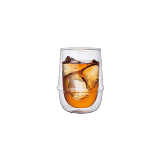KINTO KRONOS Double Wall Iced Tea Glass 350ml with amber tea and ice cubes in clear heat-resistant glass