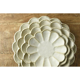 Kaneko Kohyo Main Plate White Rinka Series handcrafted Japanese Mino Ware with scalloped edges stacked
