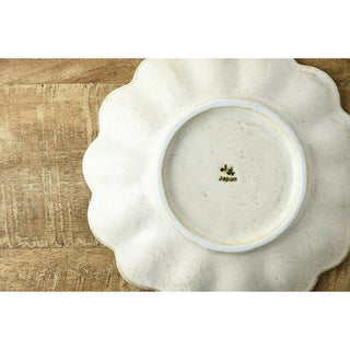Kaneko Kohyo - Main Plate - White - Rinka Series showing textured scalloped porcelain base with Japan mark