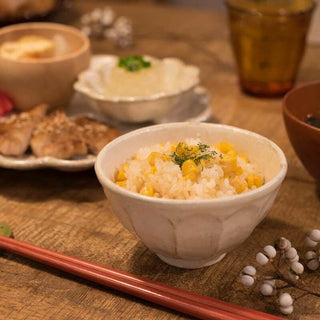 Kaneko Kohyo - Rice Bowl - White - Rinka Series - handcrafted Japanese Mino Ware bowl with rice and corn