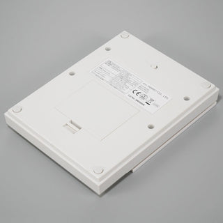HARIO Polaris Coffee Scale showing white ABS resin base with silicone rubber non-slip feet