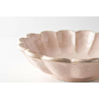 Kaneko Kohyo - Donburi Bowl - Pink - Rinka Series with scalloped edges handcrafted Japanese porcelain