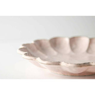 Kaneko Kohyo main plate pink Rinka series handcrafted porcelain with scalloped edge design