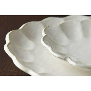 Kaneko Kohyo Main Plate White Rinka Series handcrafted Japanese Mino Ware porcelain with textured scalloped edge