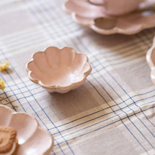 Kaneko Kohyo - Side Dish Bowl - Pink - Rinka Series handcrafted porcelain with scalloped edge and soft glaze
