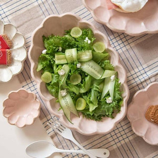Kaneko Kohyo - Donburi Bowl - Pink - Rinka Series - Handcrafted Japanese Mino Ware with fresh salad inside
