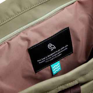 Bellroy Laneway Totepack interior with fabric label and light pink lining inside pocket