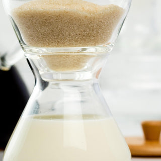 Chemex Cream and Sugar Set close-up showing clear glass design with sugar and cream compartments